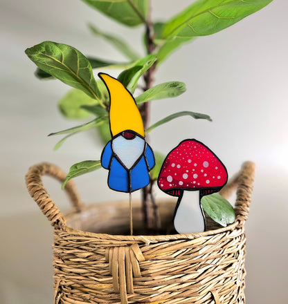 Petite Garden: Stained Glass Plant Stakes