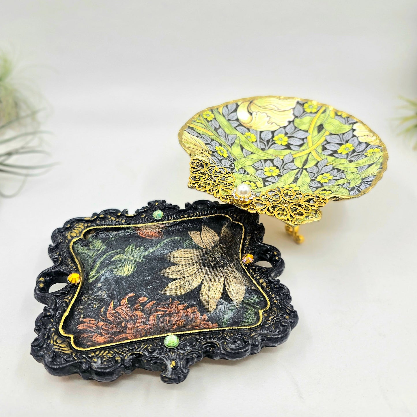 Porcelain & Paper: Decoupage Vase & Trinket Tray set