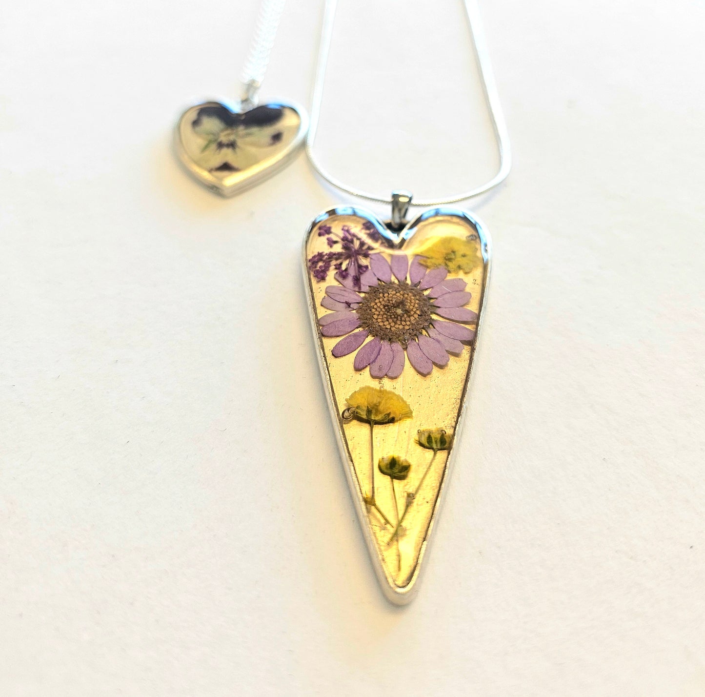 Pressed Petals: Resin Jewelry Workshop